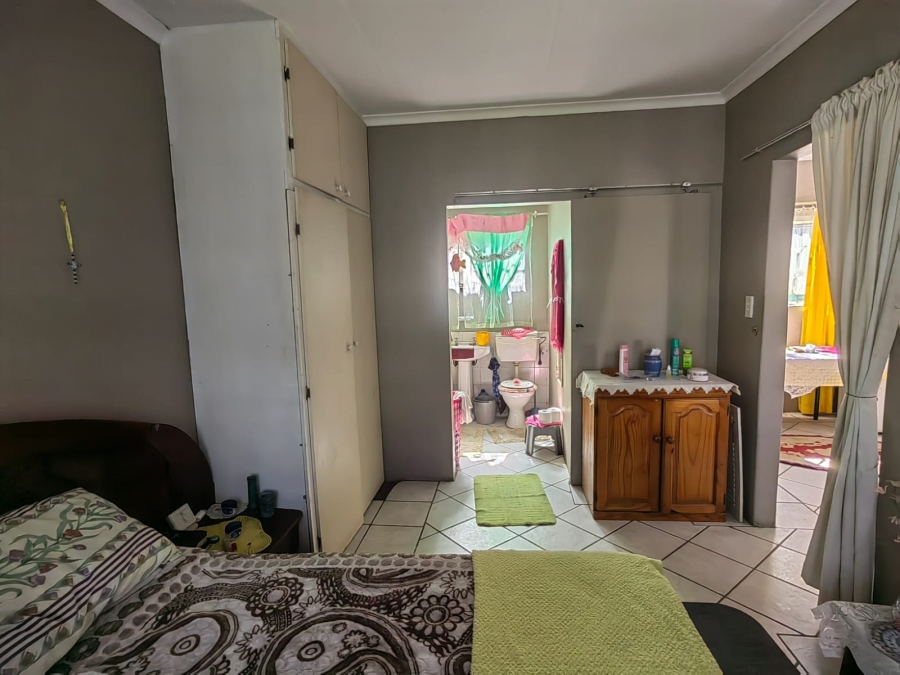 11 Bedroom Property for Sale in Parys Free State